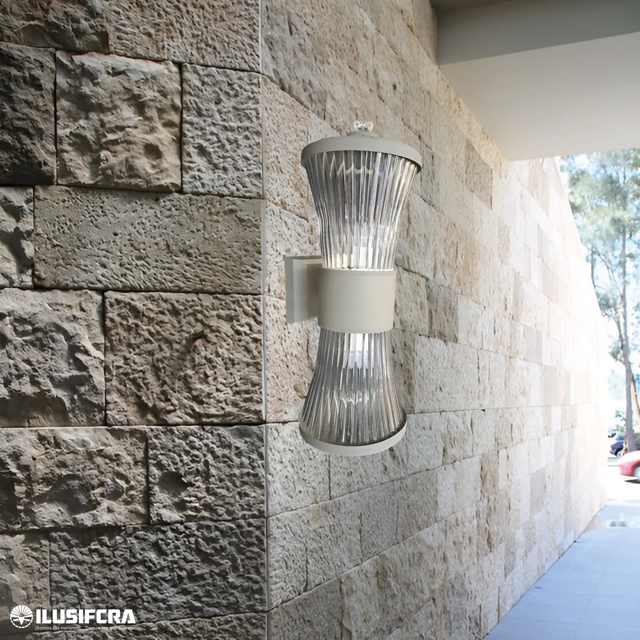 LAMPARA PARA EXTERIOR GRIS OFERTA 80038 — Lámparas para Exterior | Centro de Iluminación San Carlos